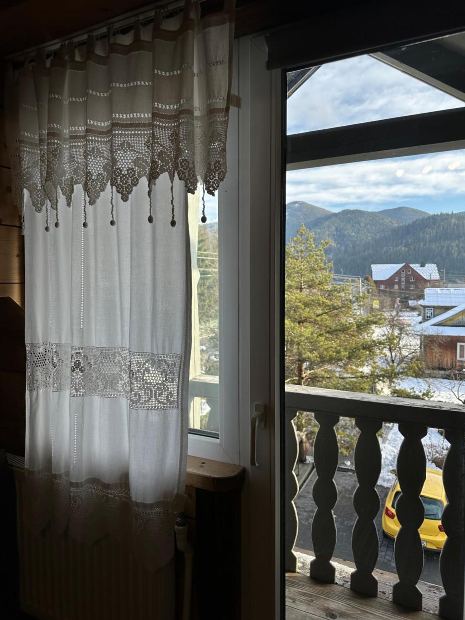 Guest House Anastasia Tatariv Exteriér fotografie